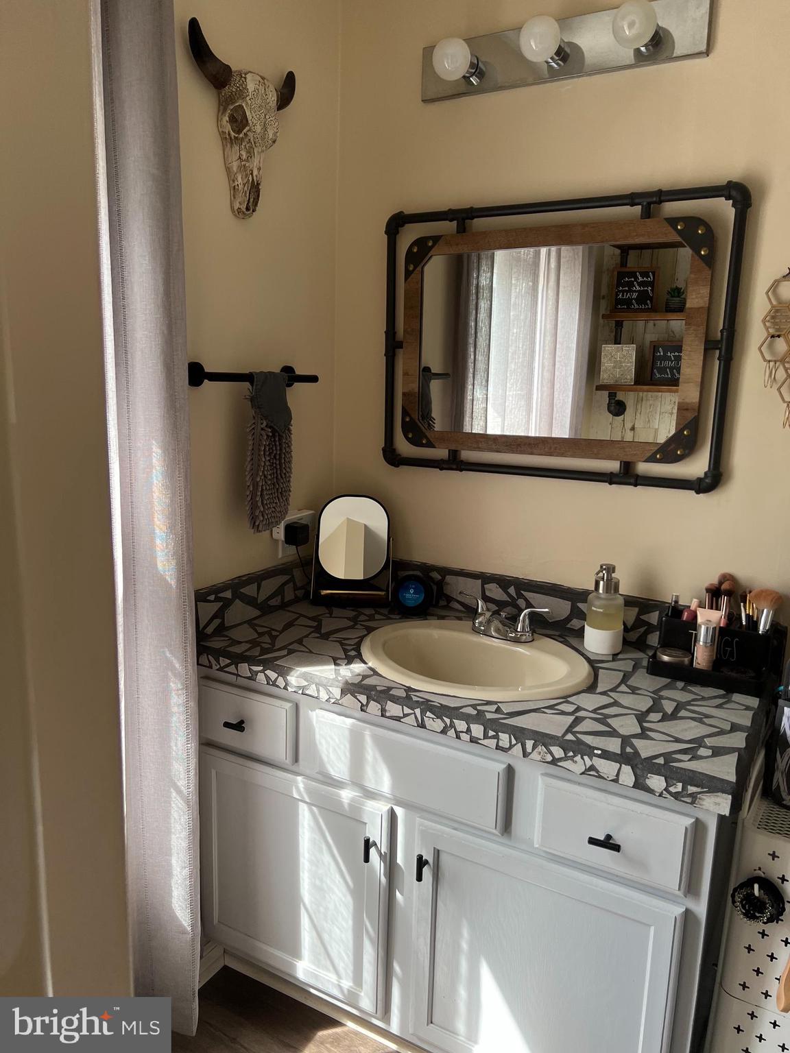 OAK RIDGE - Residential