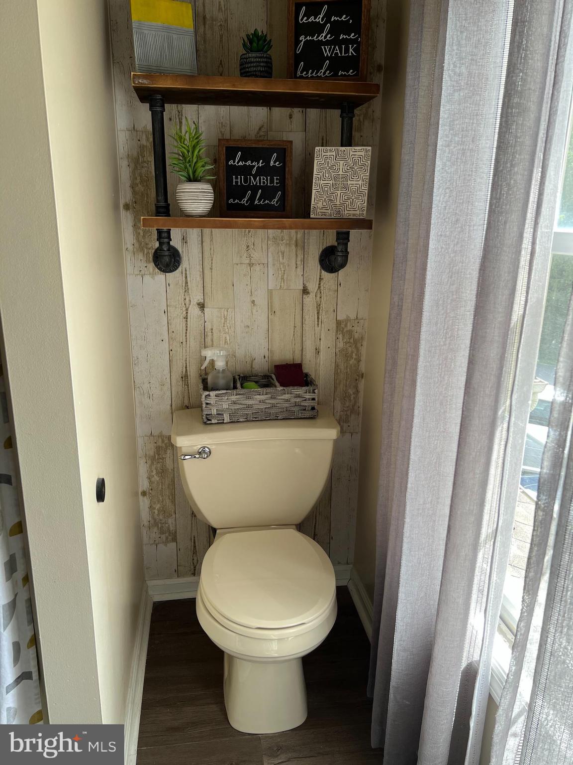 OAK RIDGE - Residential