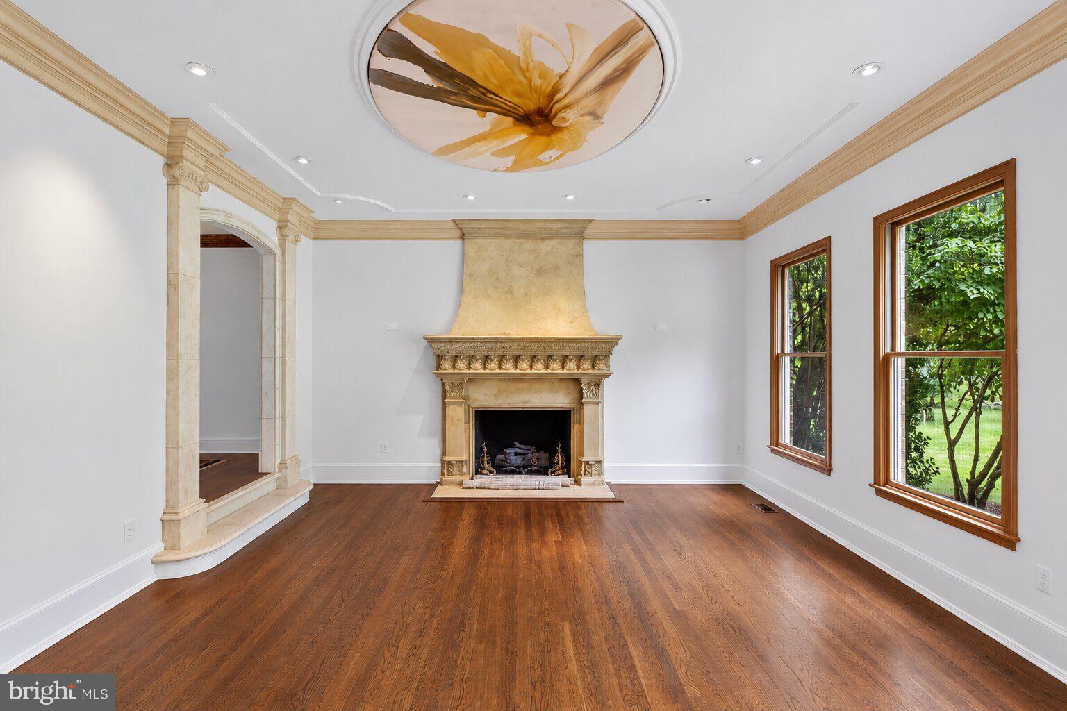 6700 VENDOME TERRACE