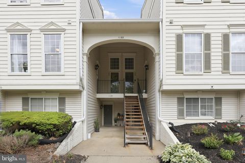 Photo of 11188 Rienzi Place #201, MANASSAS, VA 20109 (MLS # VAPW2118436)