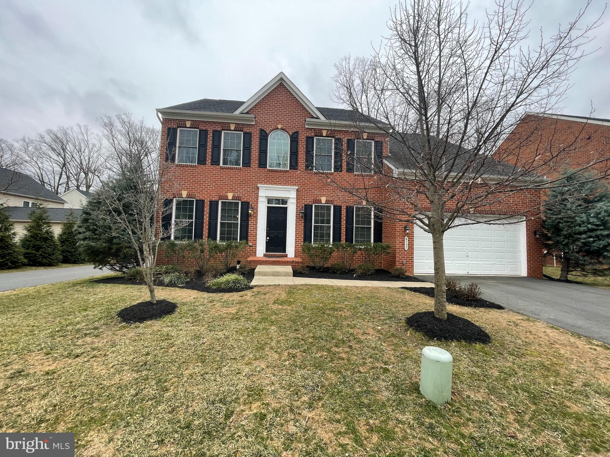 AMANDA PLACE - Residential