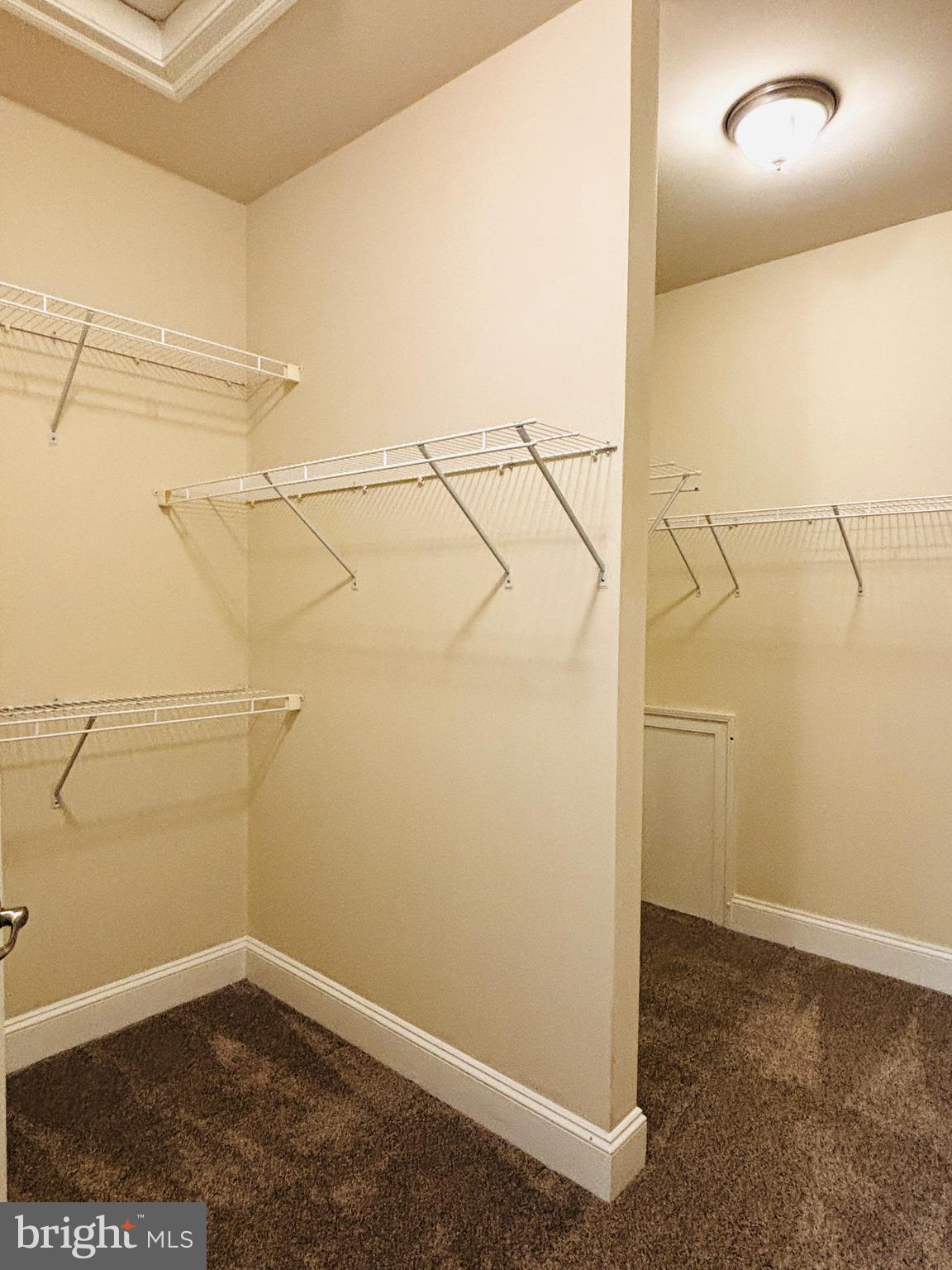 AMANDA PLACE - Residential