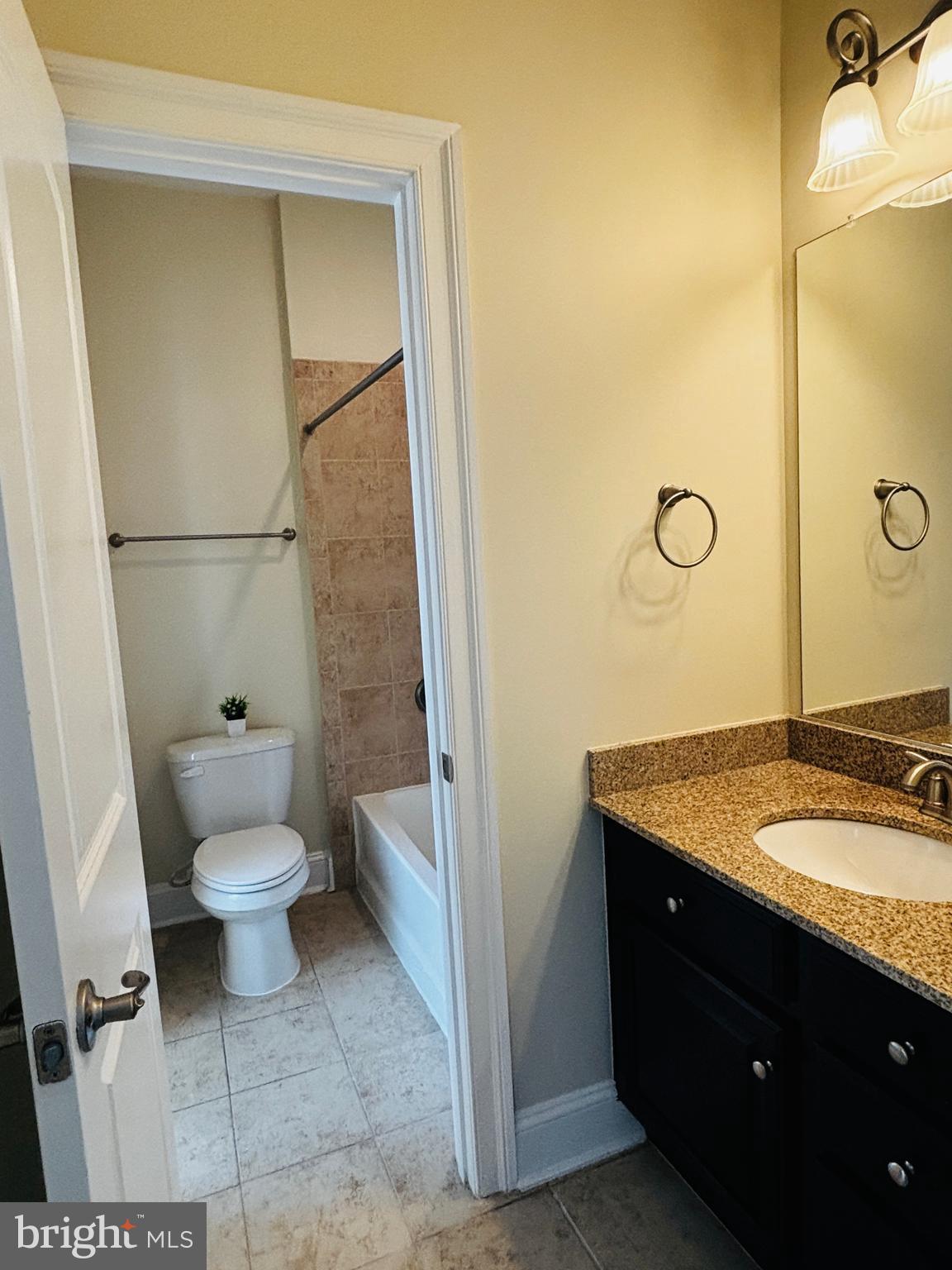 AMANDA PLACE - Residential