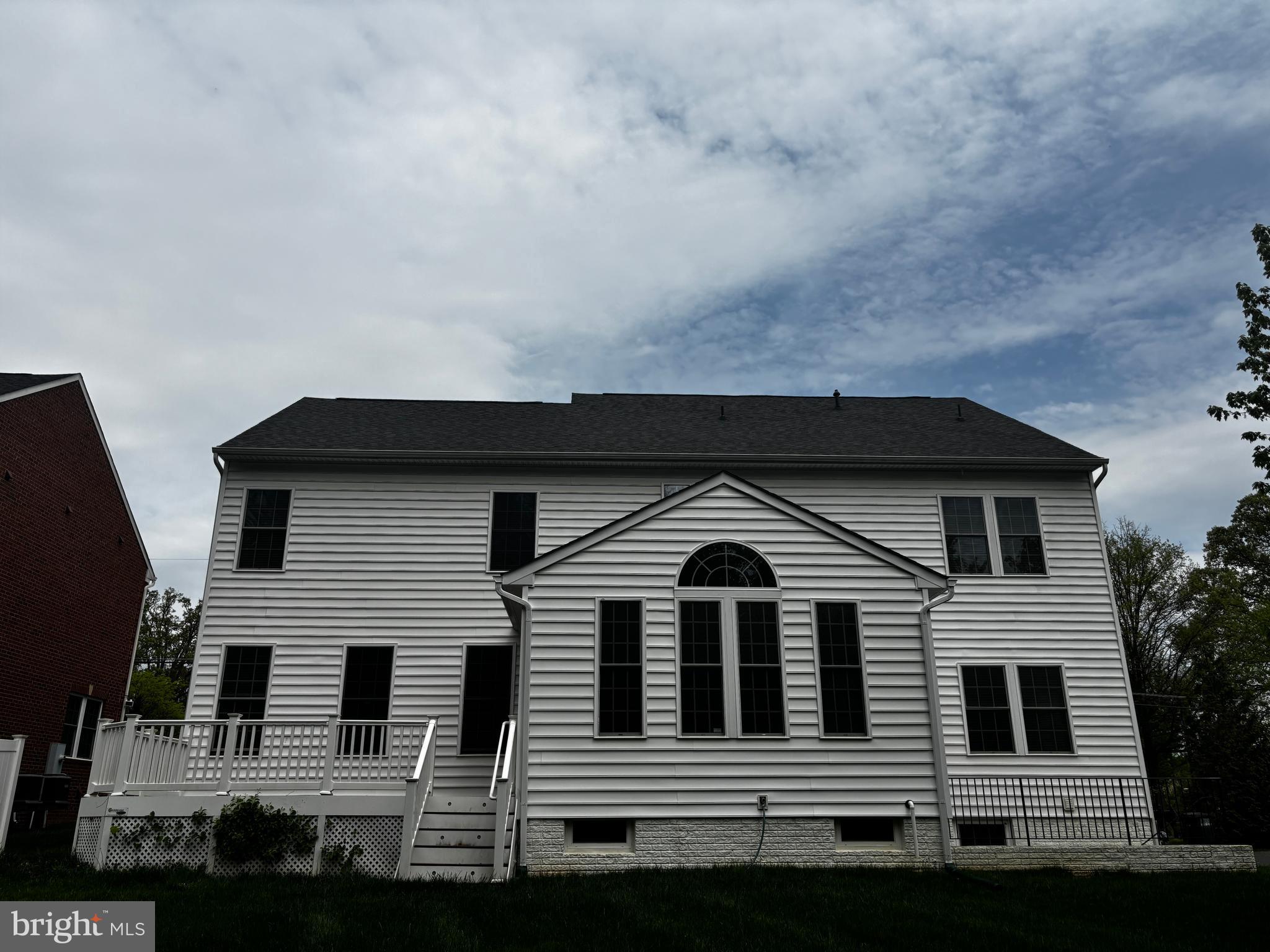 AMANDA PLACE - Residential