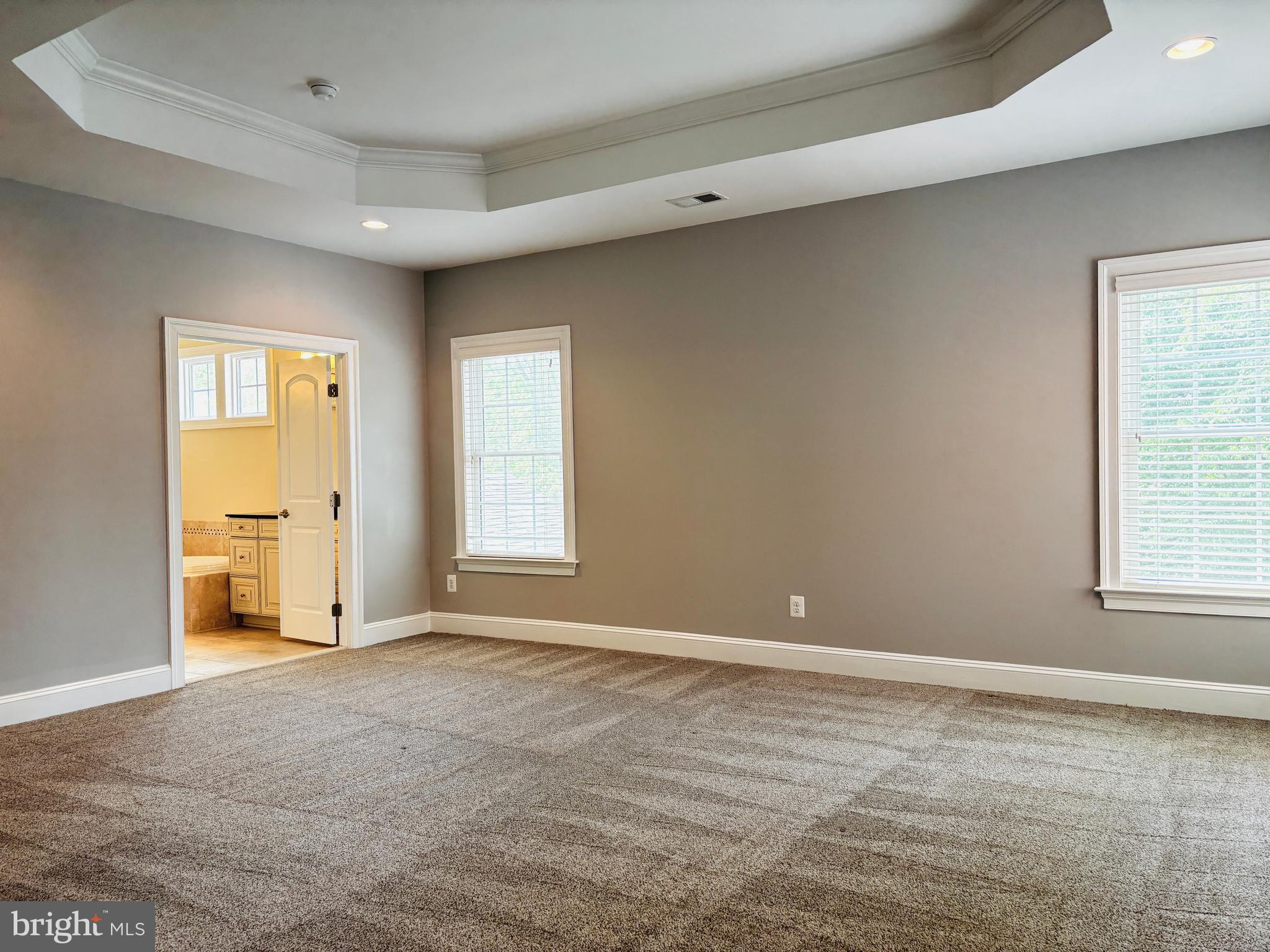 AMANDA PLACE - Residential