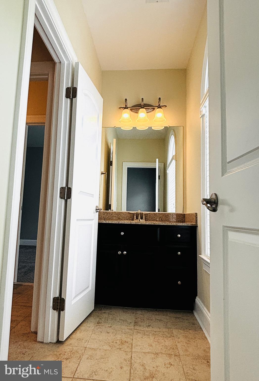 AMANDA PLACE - Residential