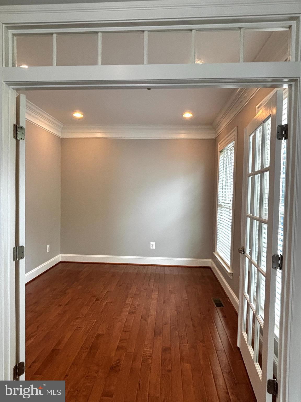 AMANDA PLACE - Residential