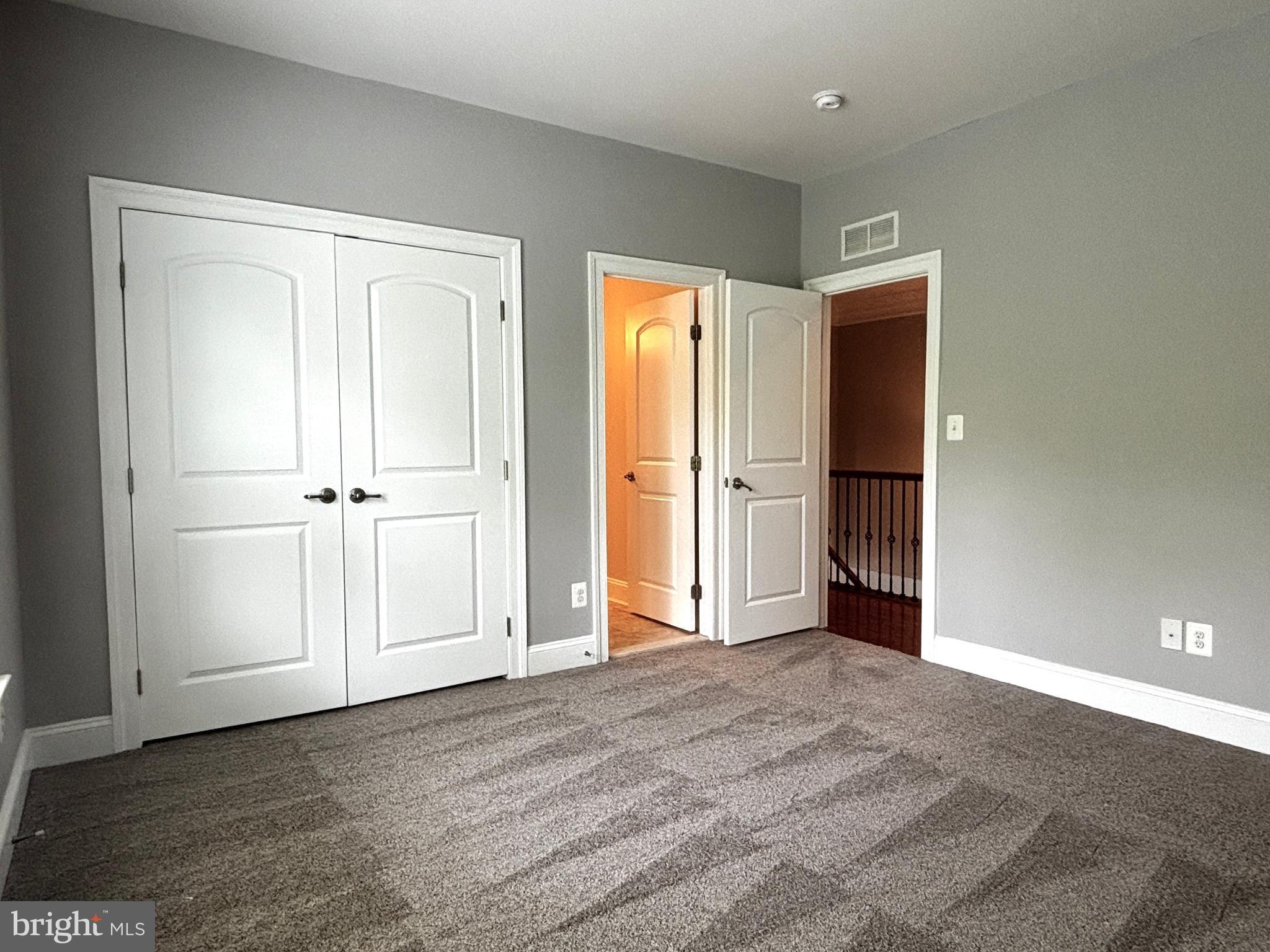 AMANDA PLACE - Residential