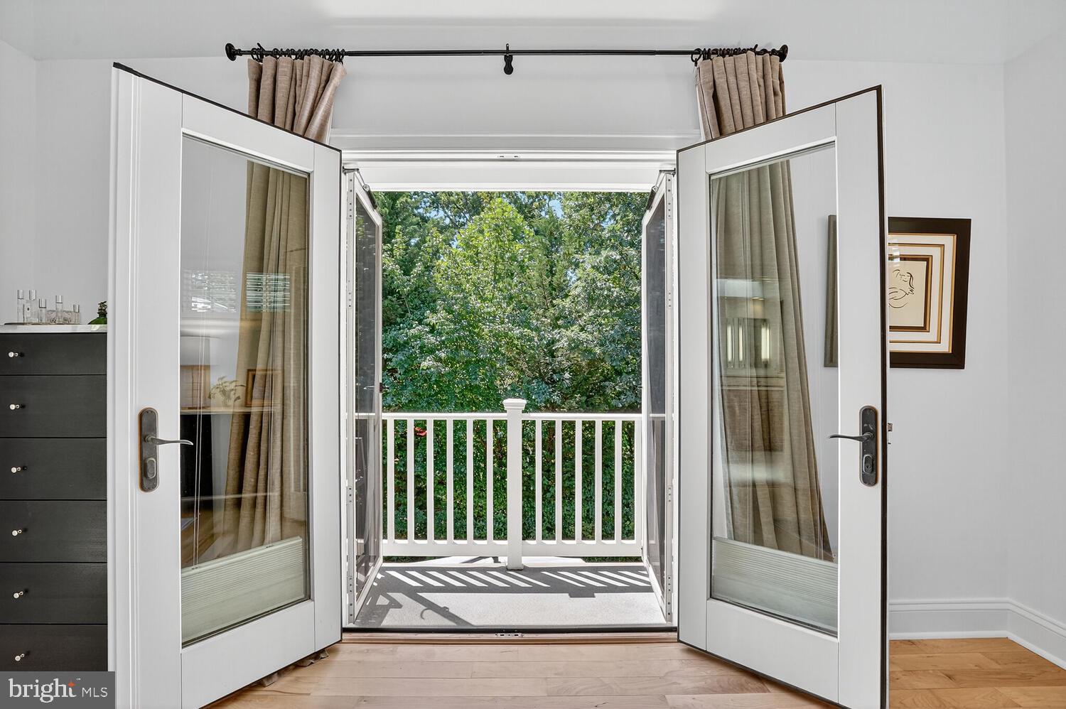 BEVERLEY HILLS - Residential