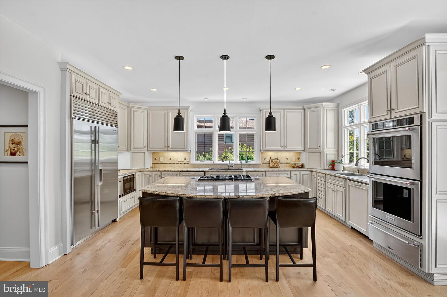 BEVERLEY HILLS - Residential