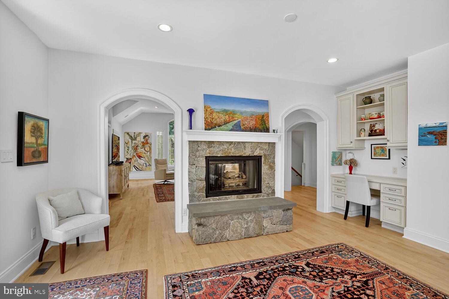 BEVERLEY HILLS - Residential