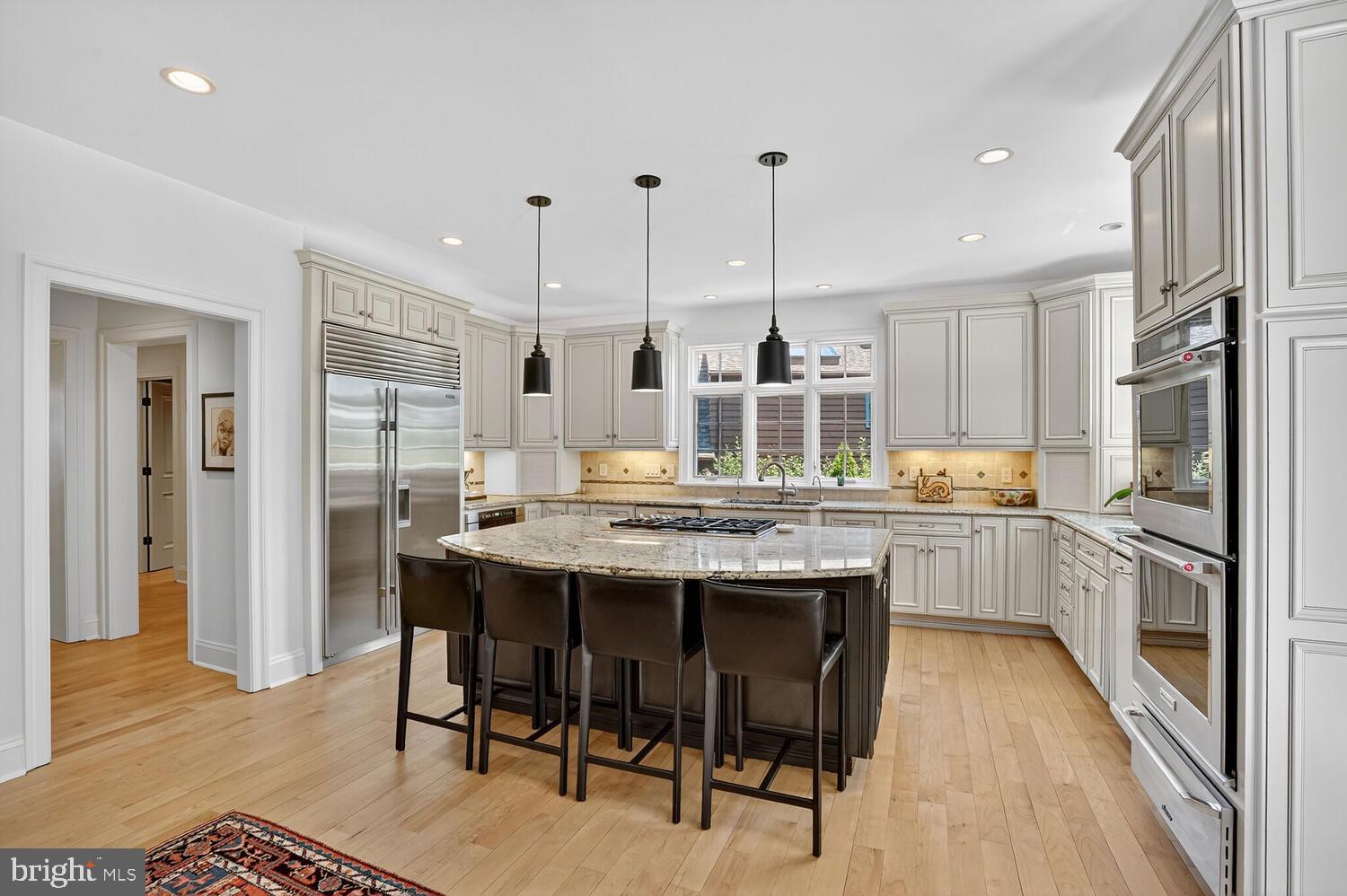 BEVERLEY HILLS - Residential