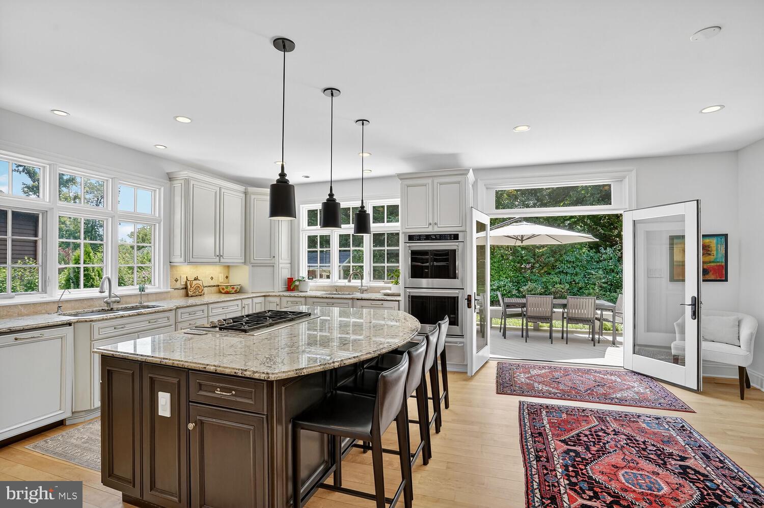 BEVERLEY HILLS - Residential