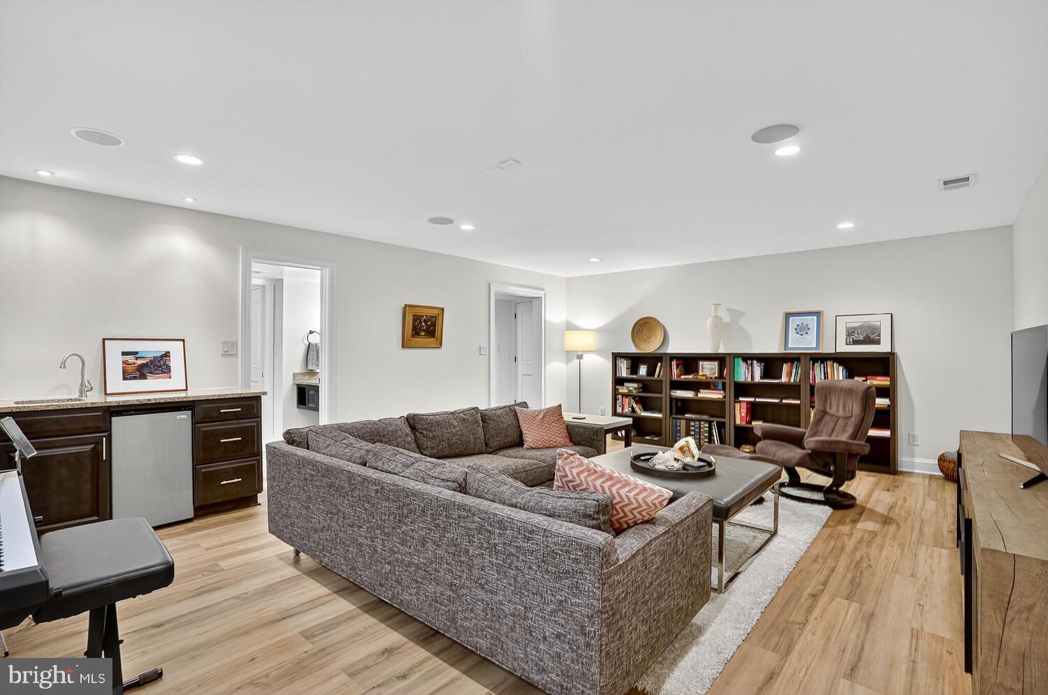 BEVERLEY HILLS - Residential