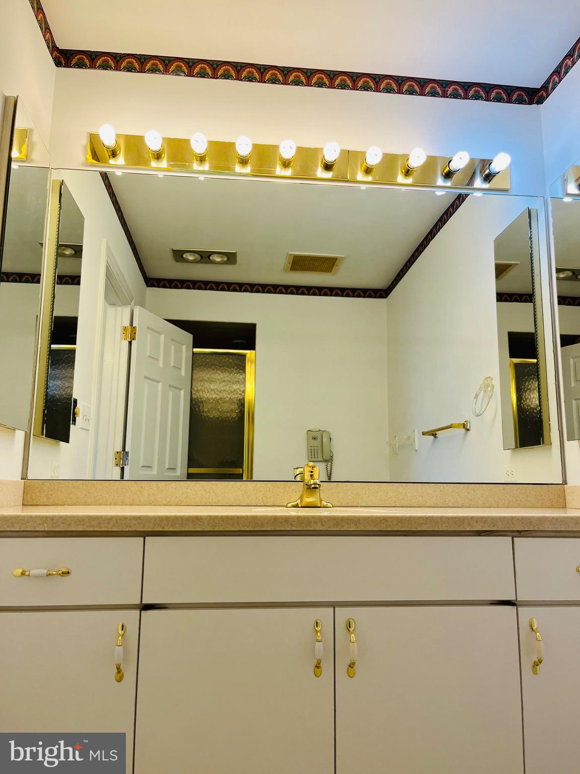 INNER HARBOR - Residential