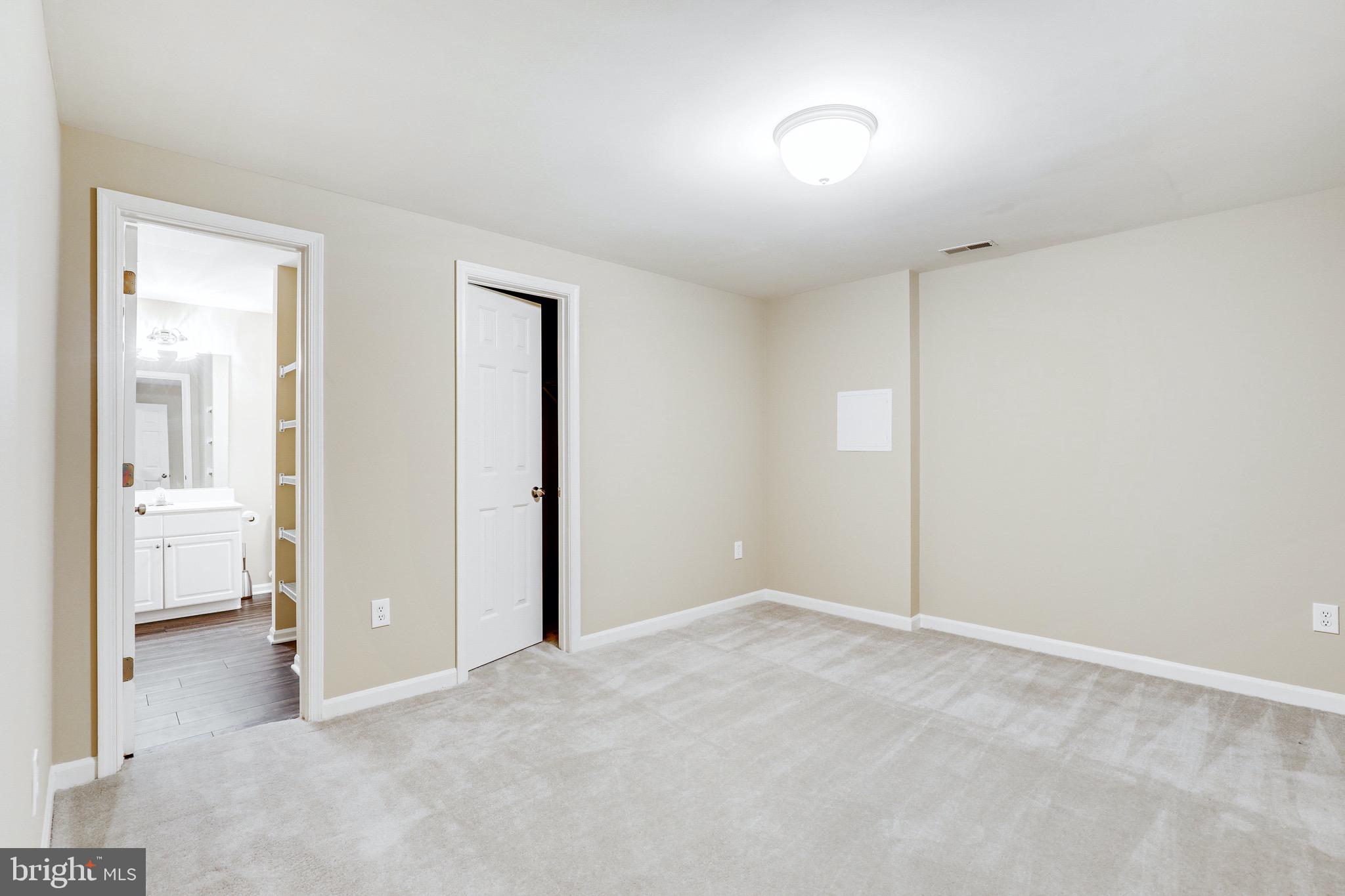 TRAILS AT WOODLOT - Residential