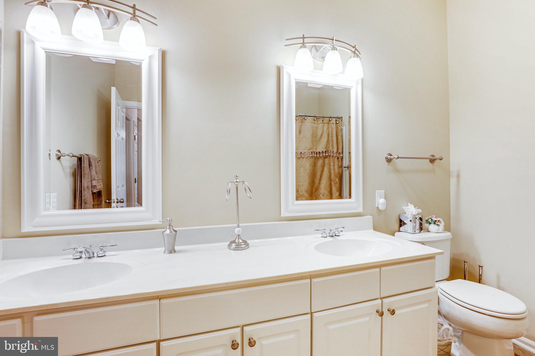 TRAILS AT WOODLOT - Residential