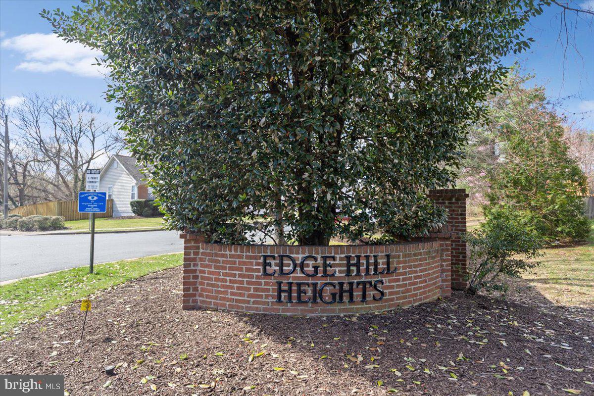EDGE HILL - Residential