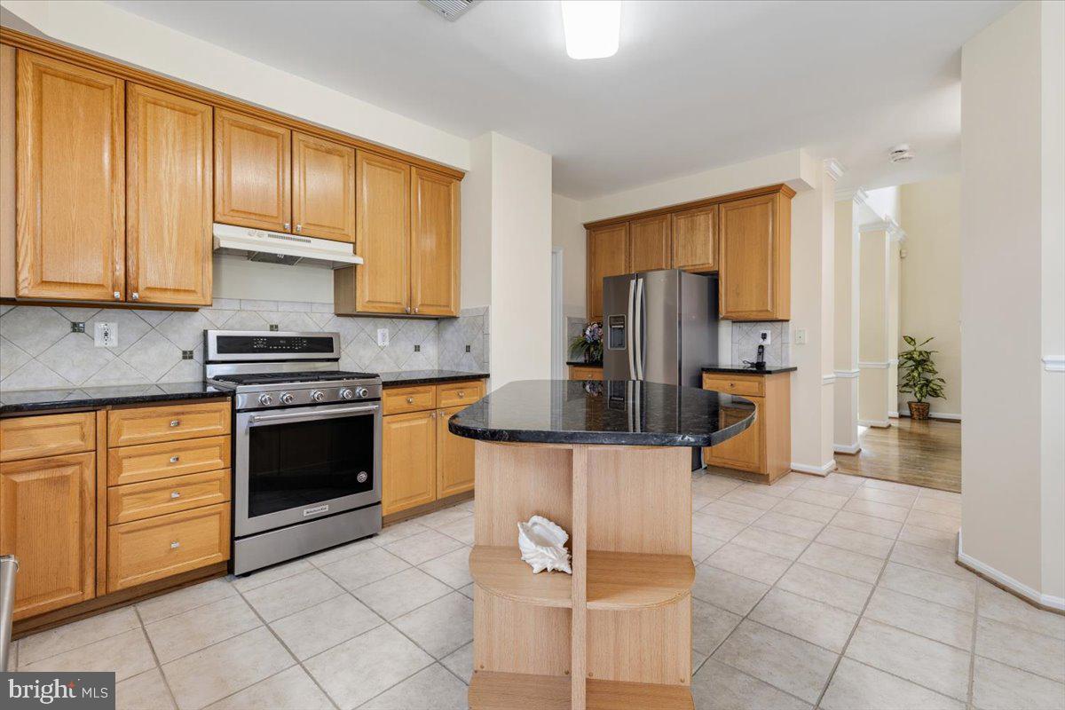 EDGE HILL - Residential