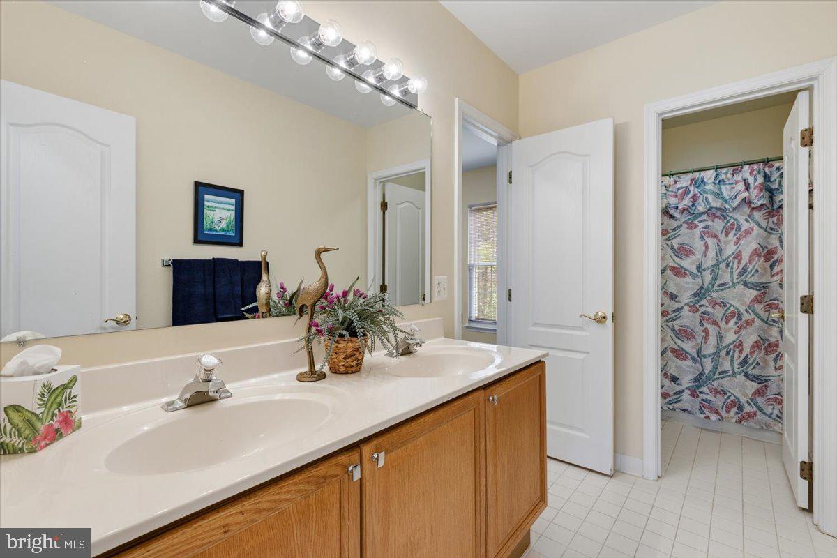 EDGE HILL - Residential