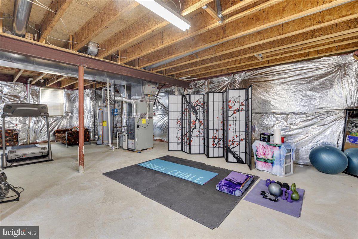 EDGE HILL - Residential