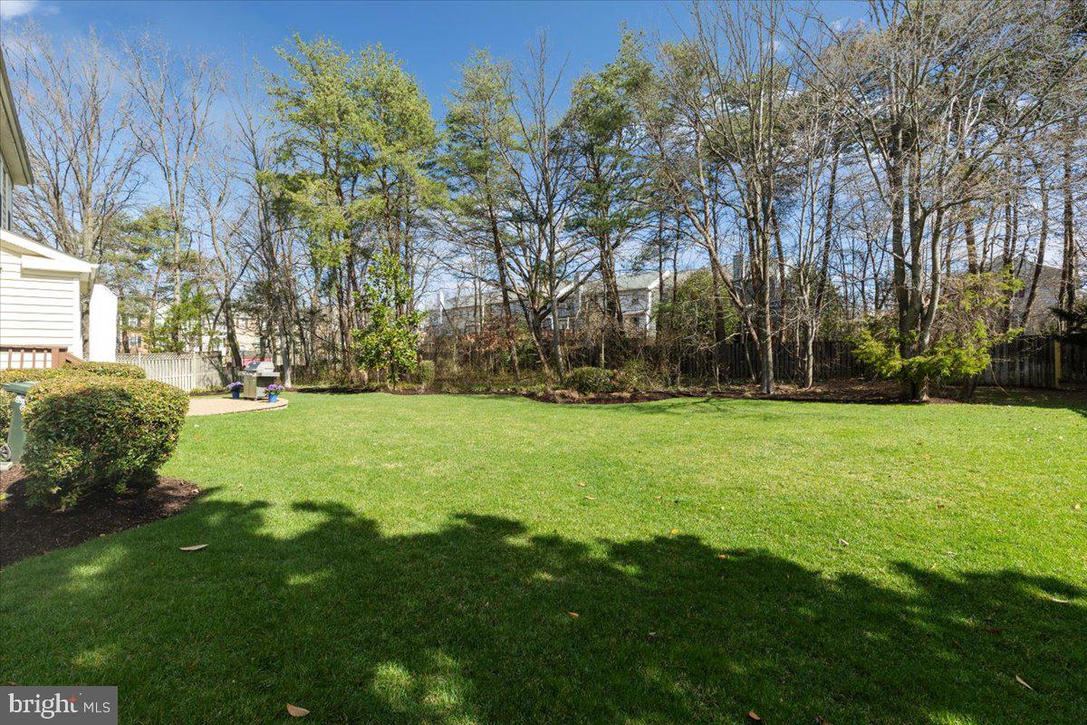 EDGE HILL - Residential