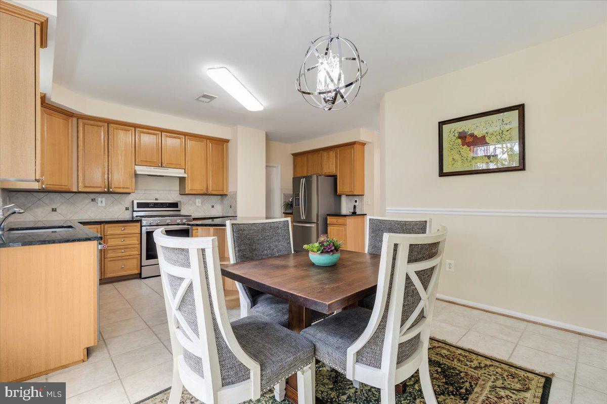 EDGE HILL - Residential