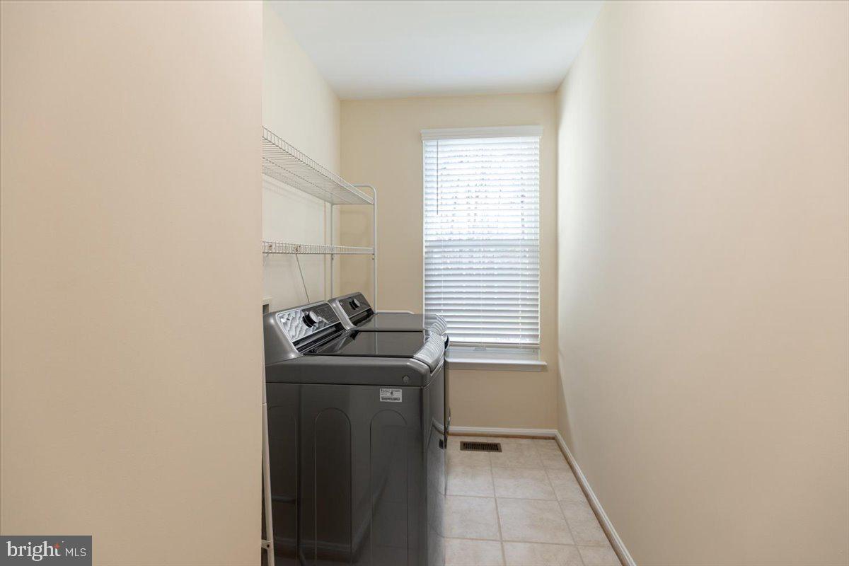 EDGE HILL - Residential