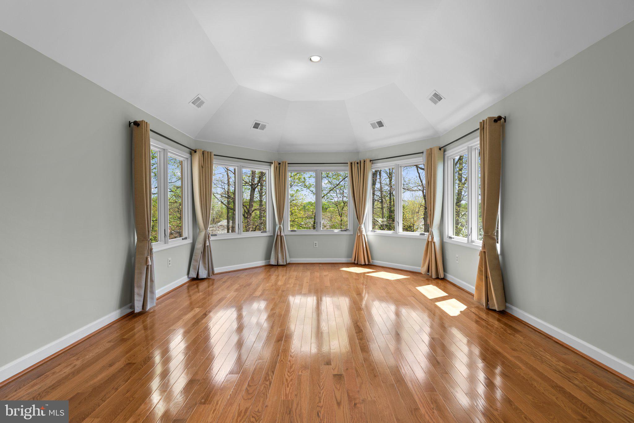 AVENEL - Residential