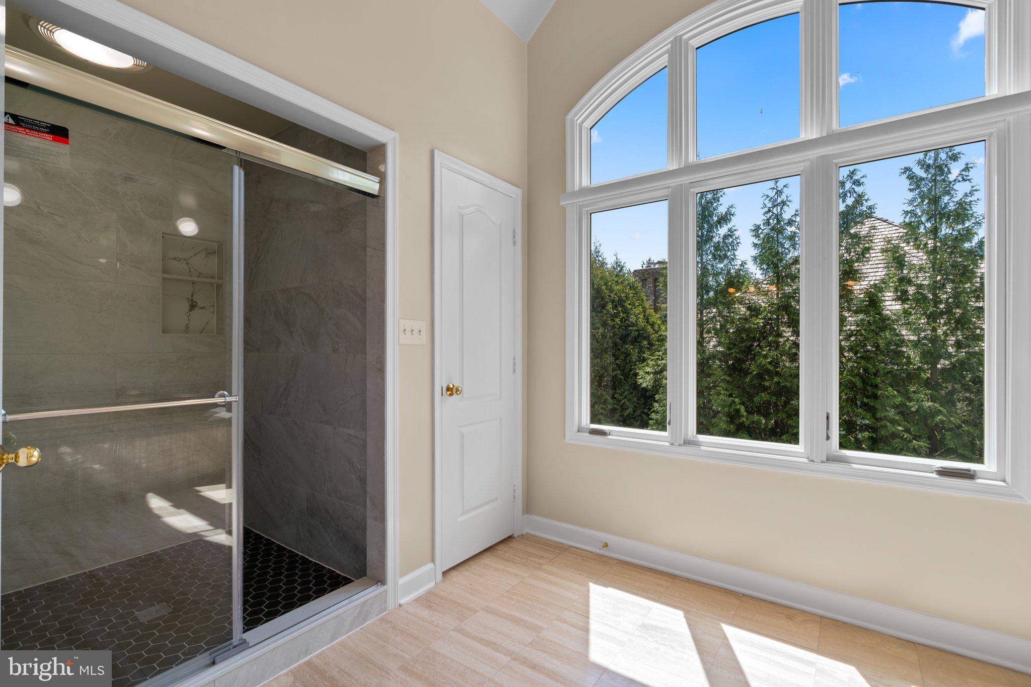 AVENEL - Residential