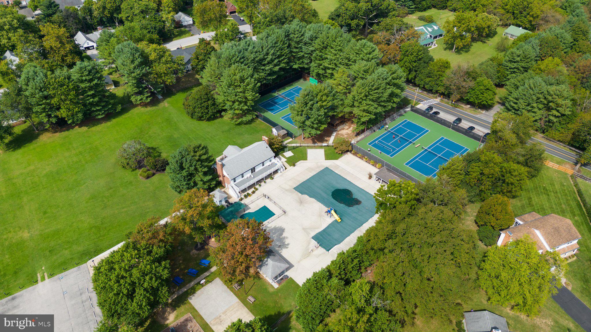 CHARTWELL - Residential