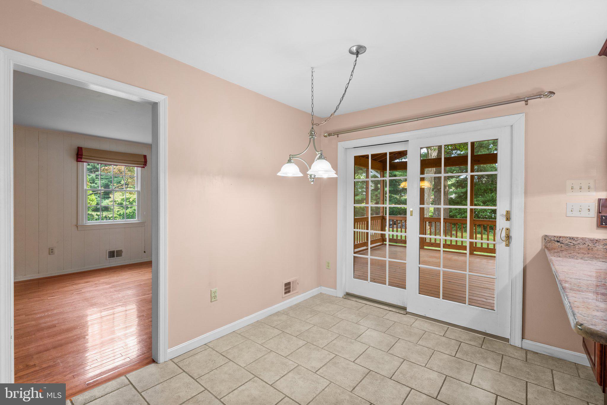 CHARTWELL - Residential