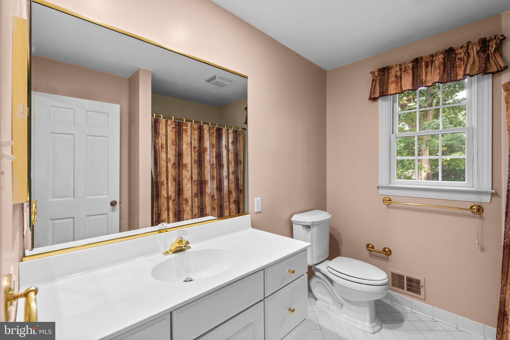 CHARTWELL - Residential