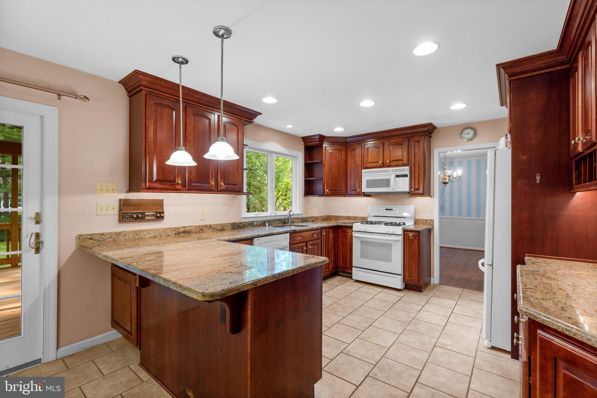 CHARTWELL - Residential