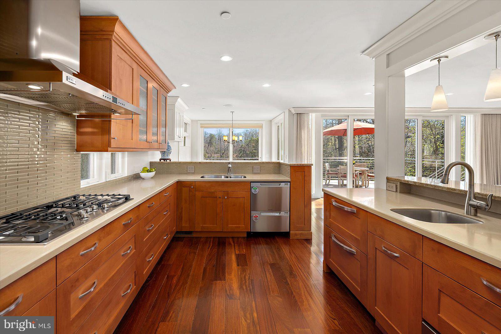 TRUXTON HEIGHTS - Residential