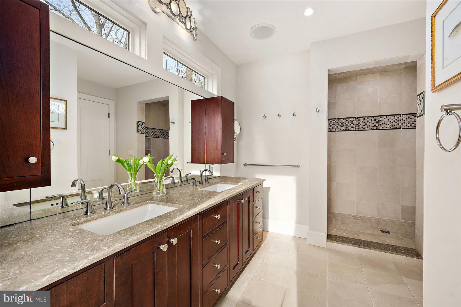 TRUXTON HEIGHTS - Residential