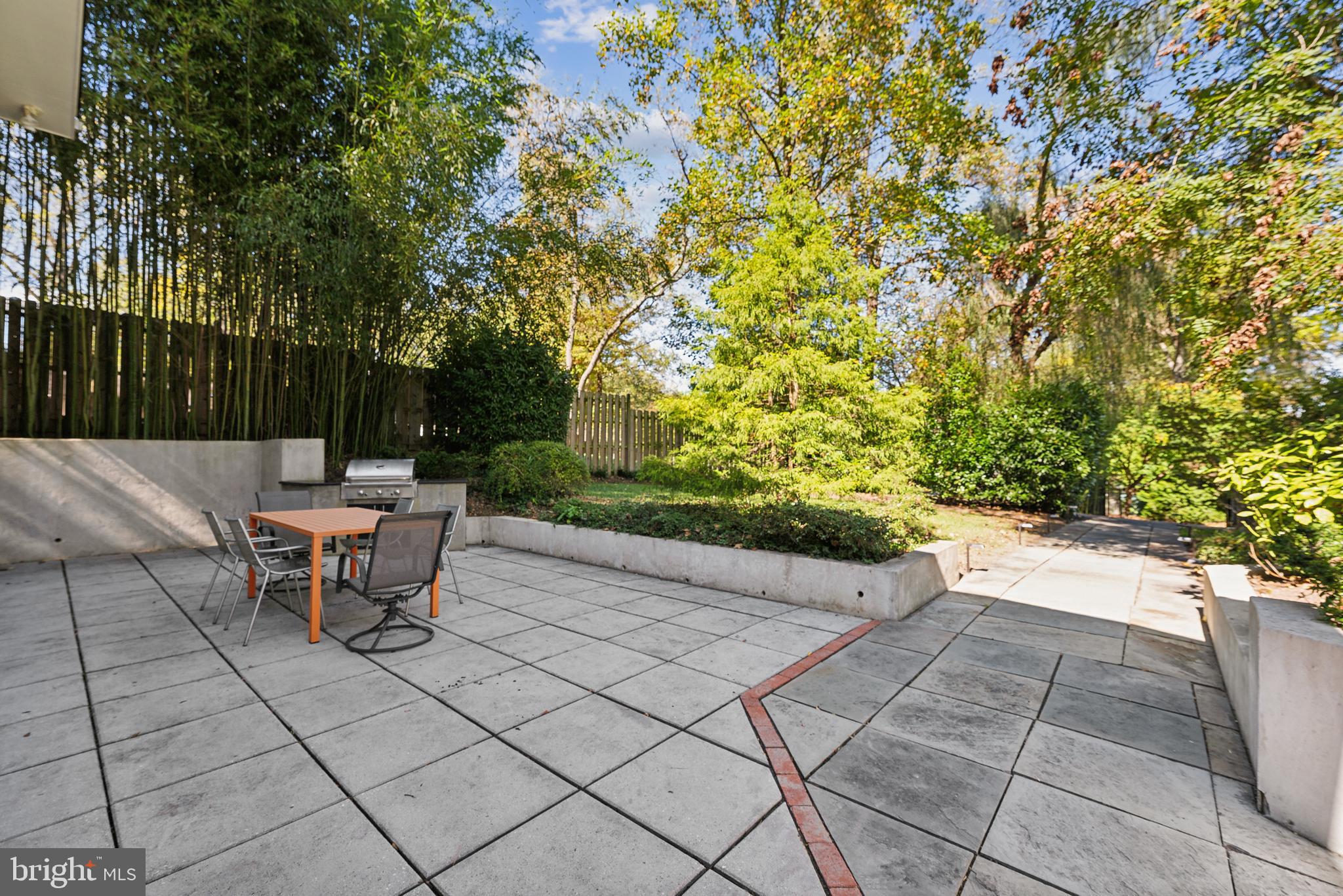 GARRETT PARK - Residential