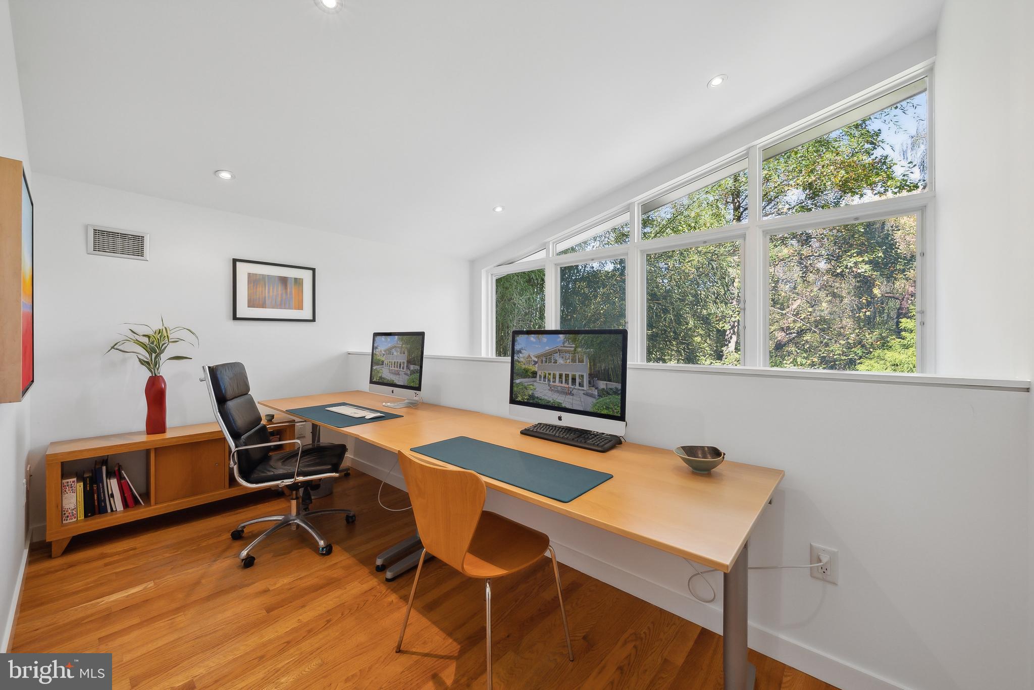 GARRETT PARK - Residential