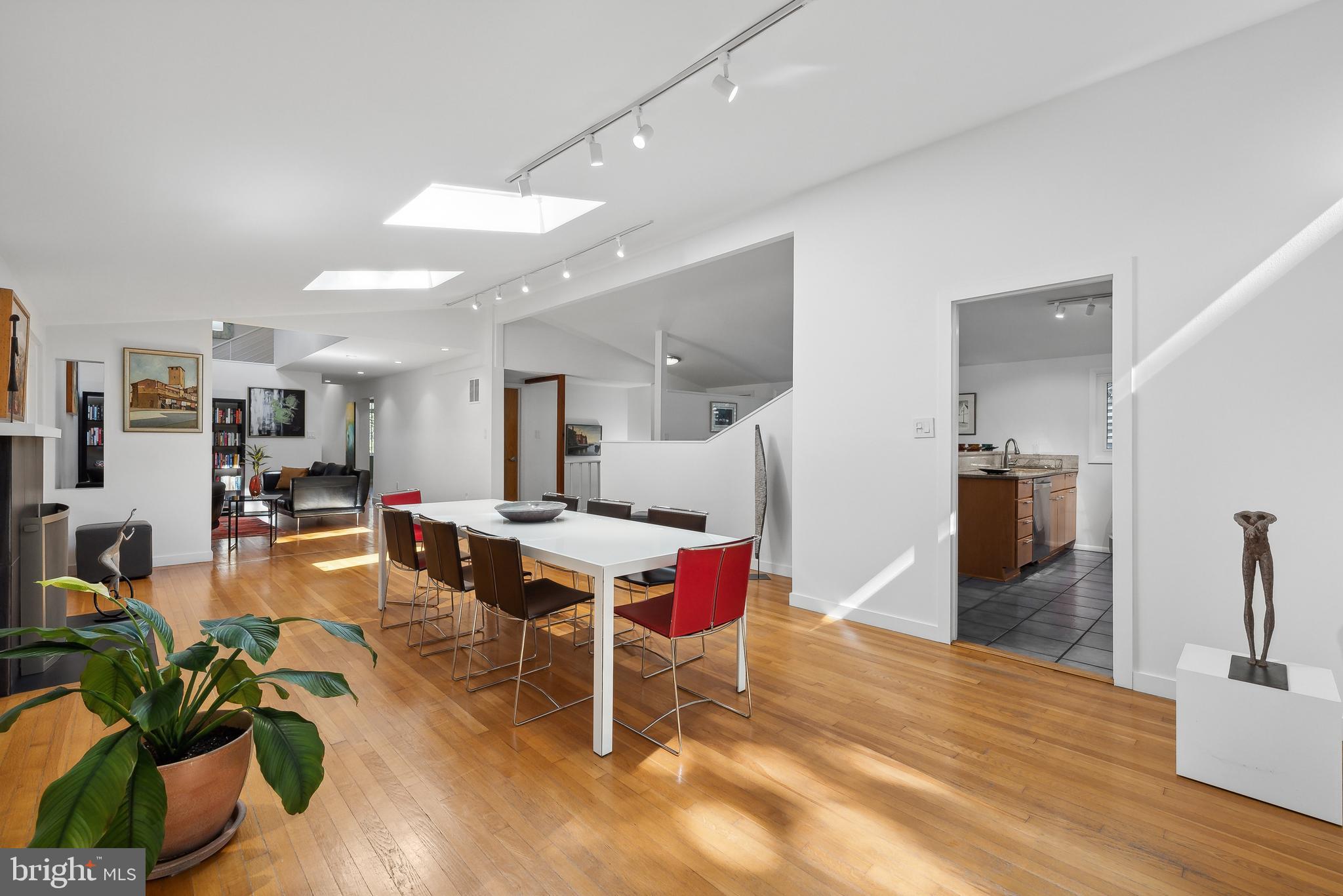 GARRETT PARK - Residential