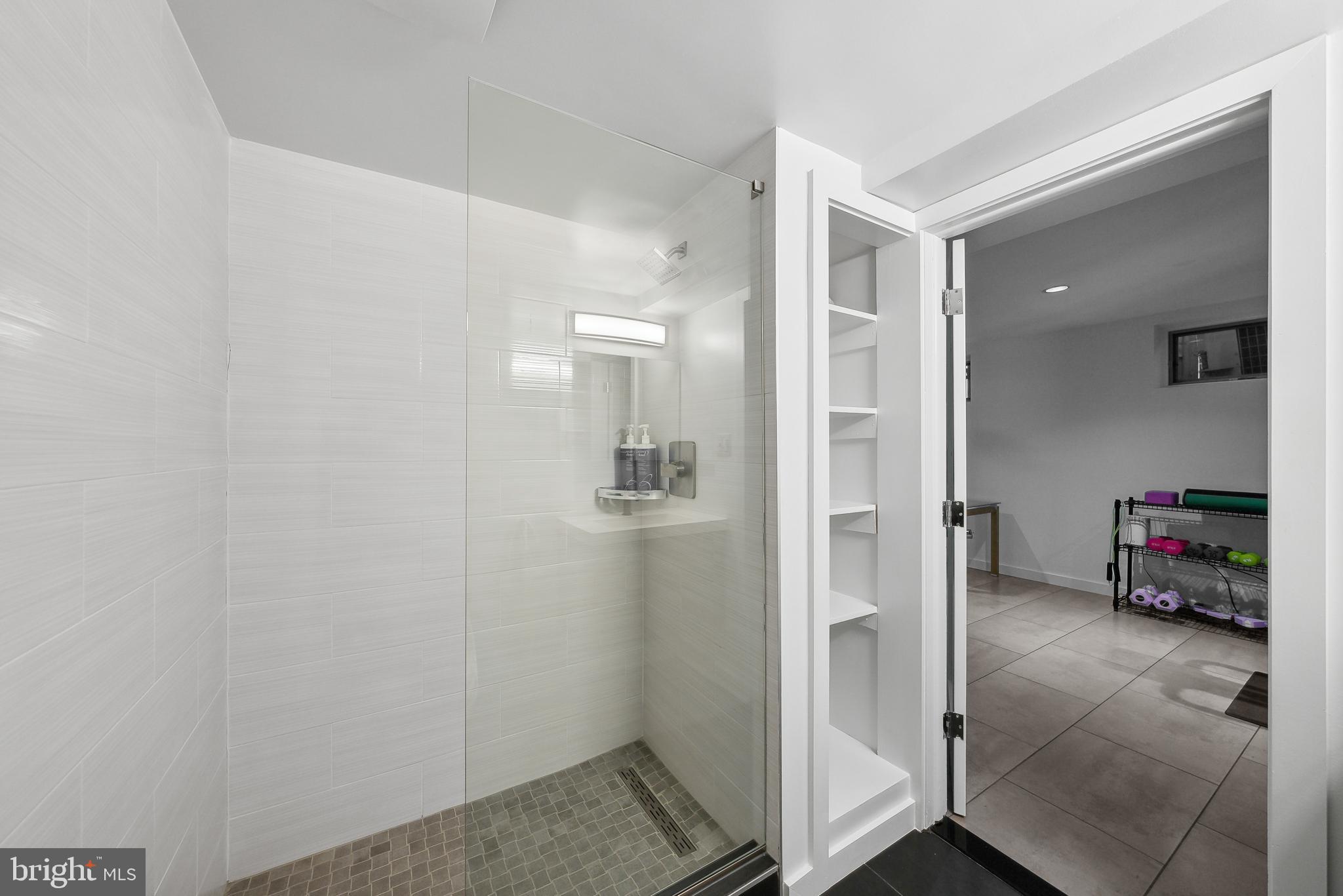 GARRETT PARK - Residential