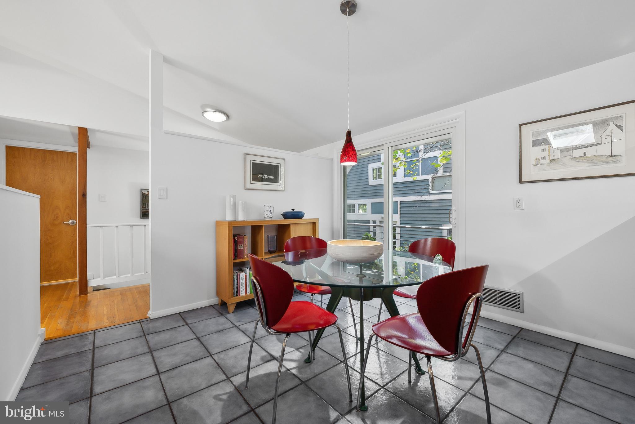 GARRETT PARK - Residential