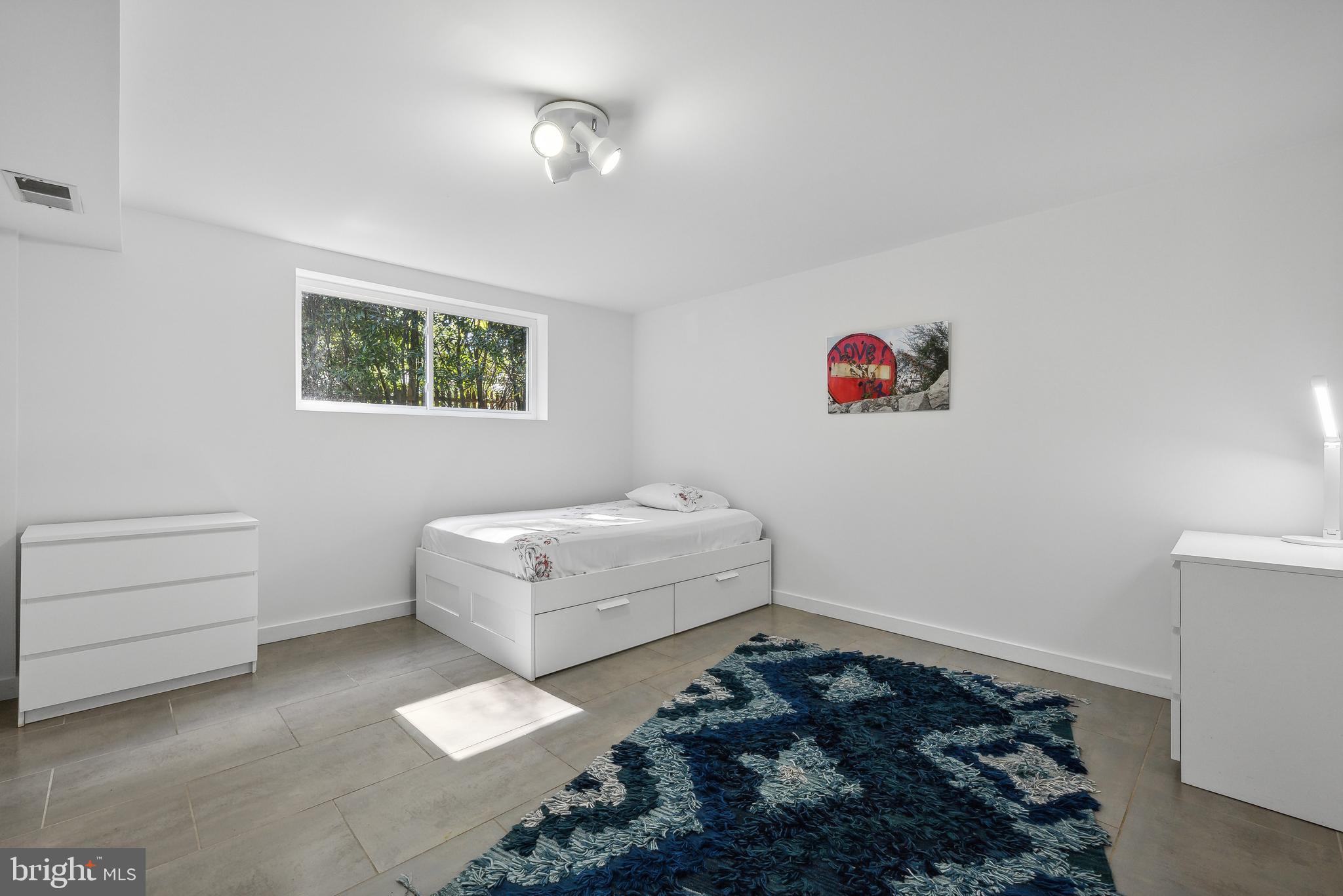 GARRETT PARK - Residential