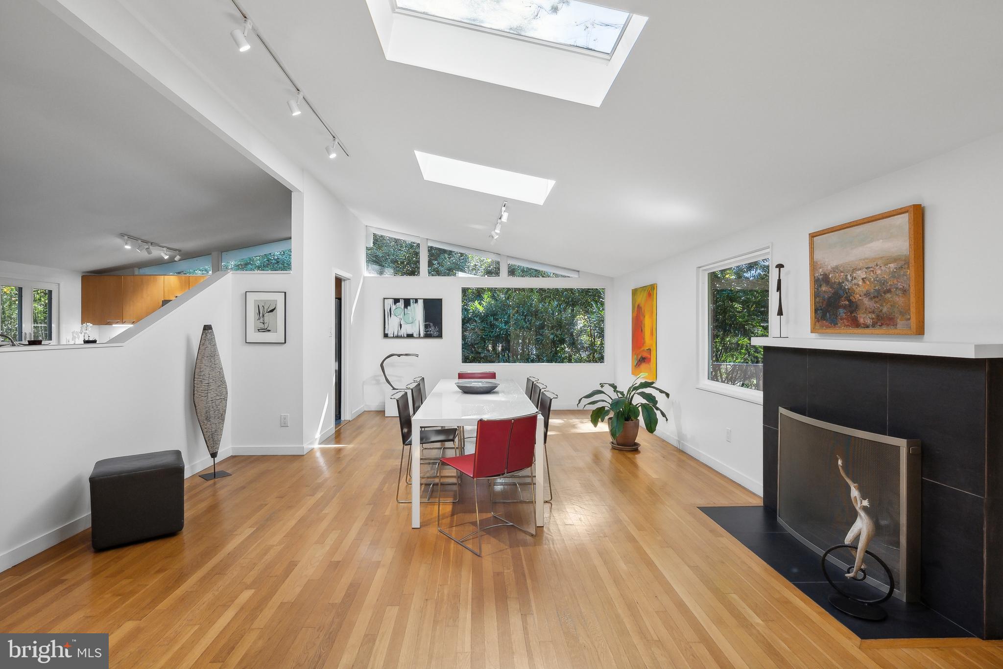 GARRETT PARK - Residential