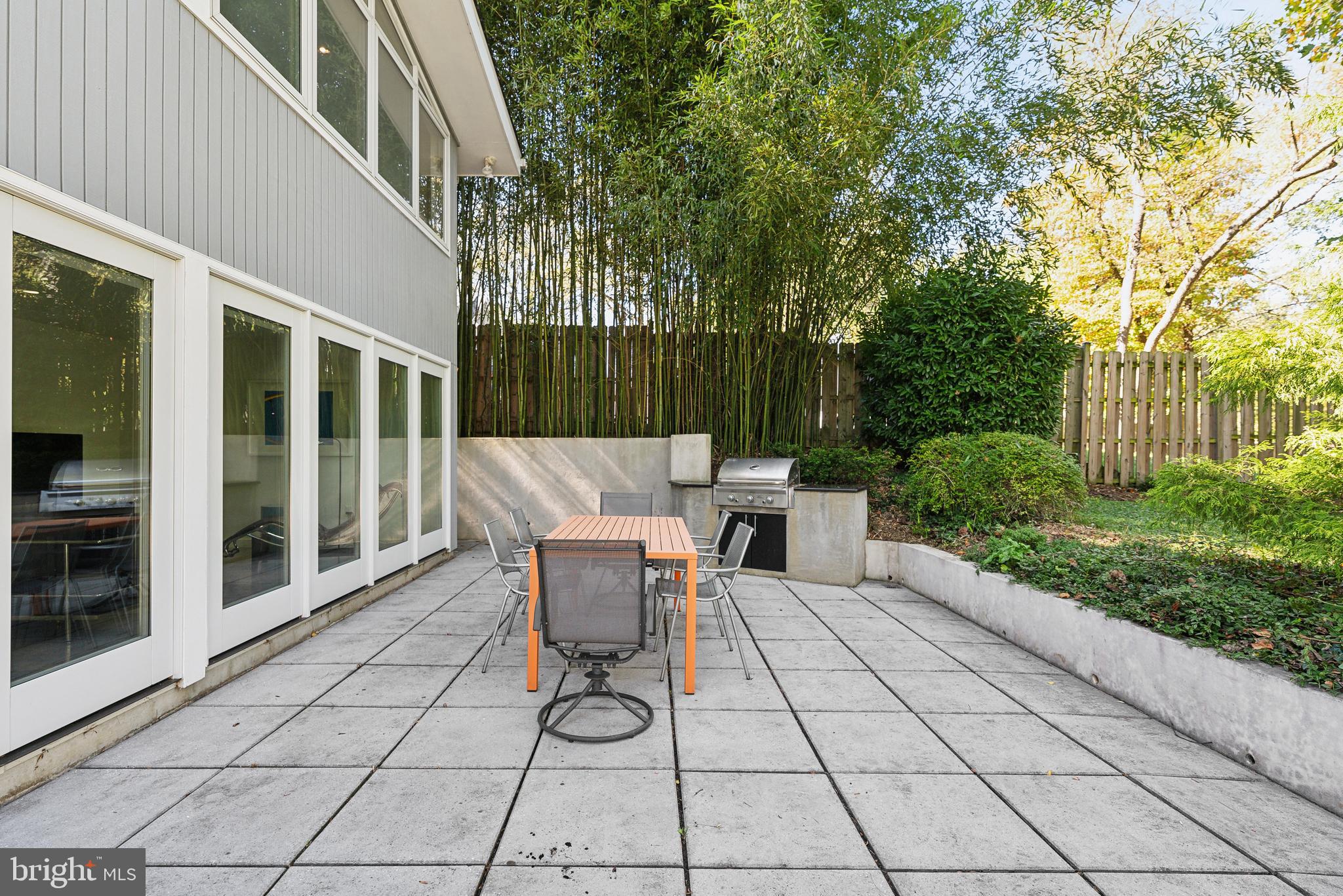 GARRETT PARK - Residential