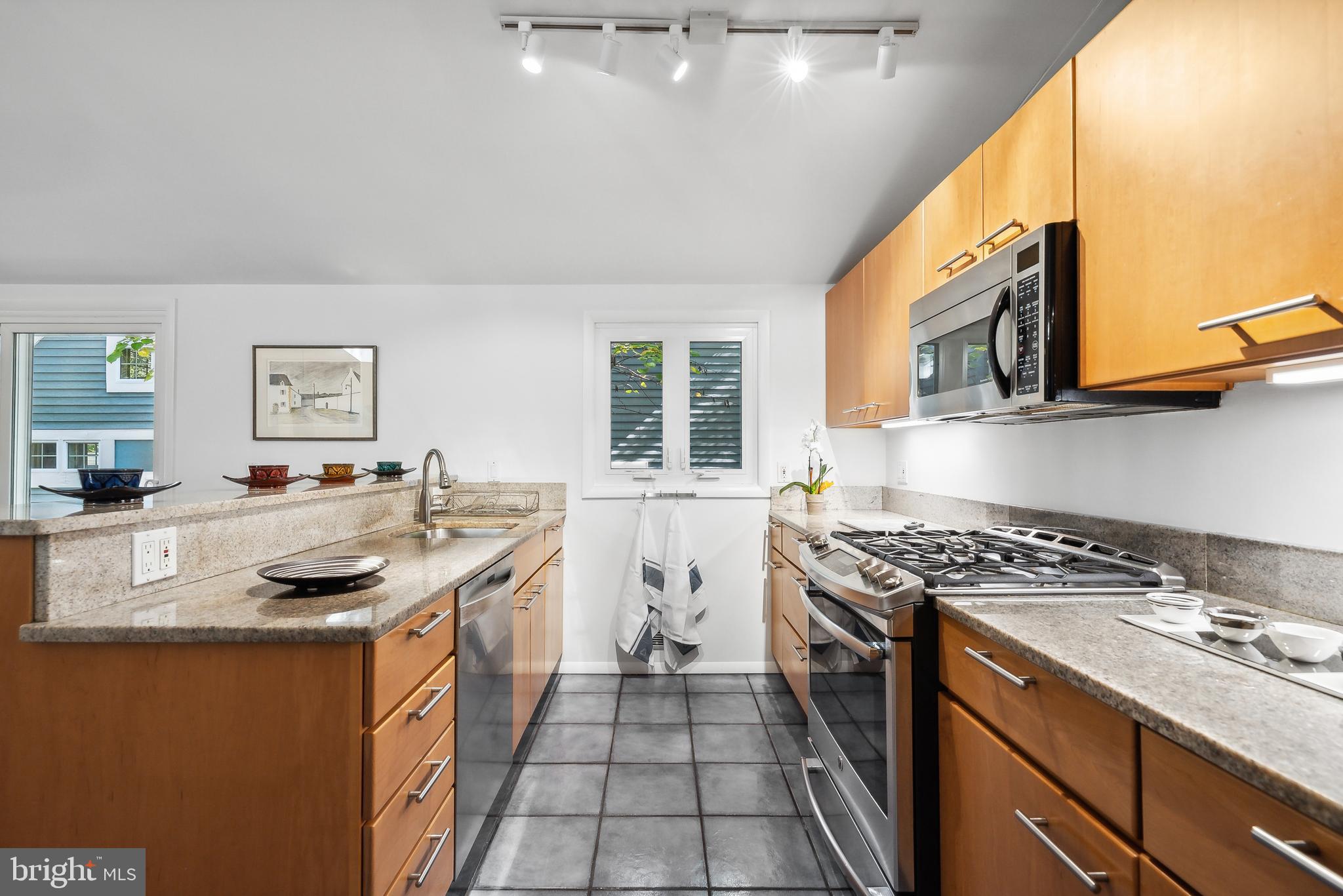 GARRETT PARK - Residential