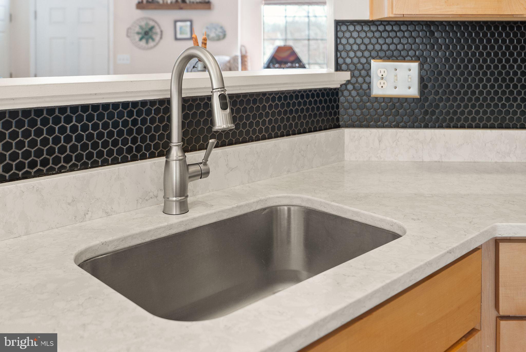 COMPTON VILLAGE - Residential