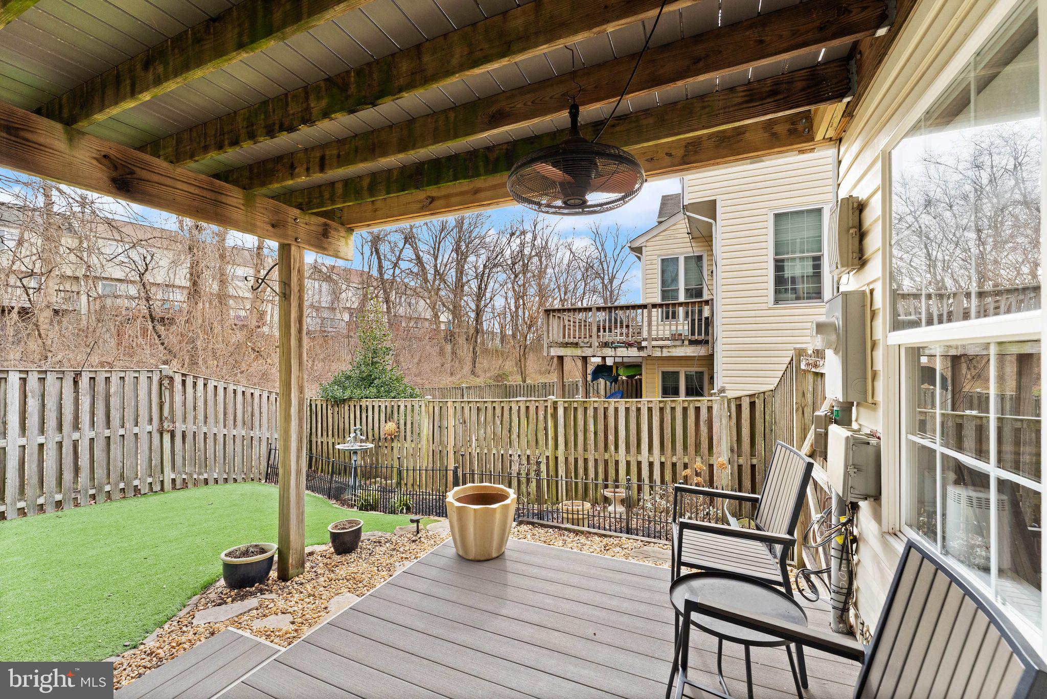 COMPTON VILLAGE - Residential