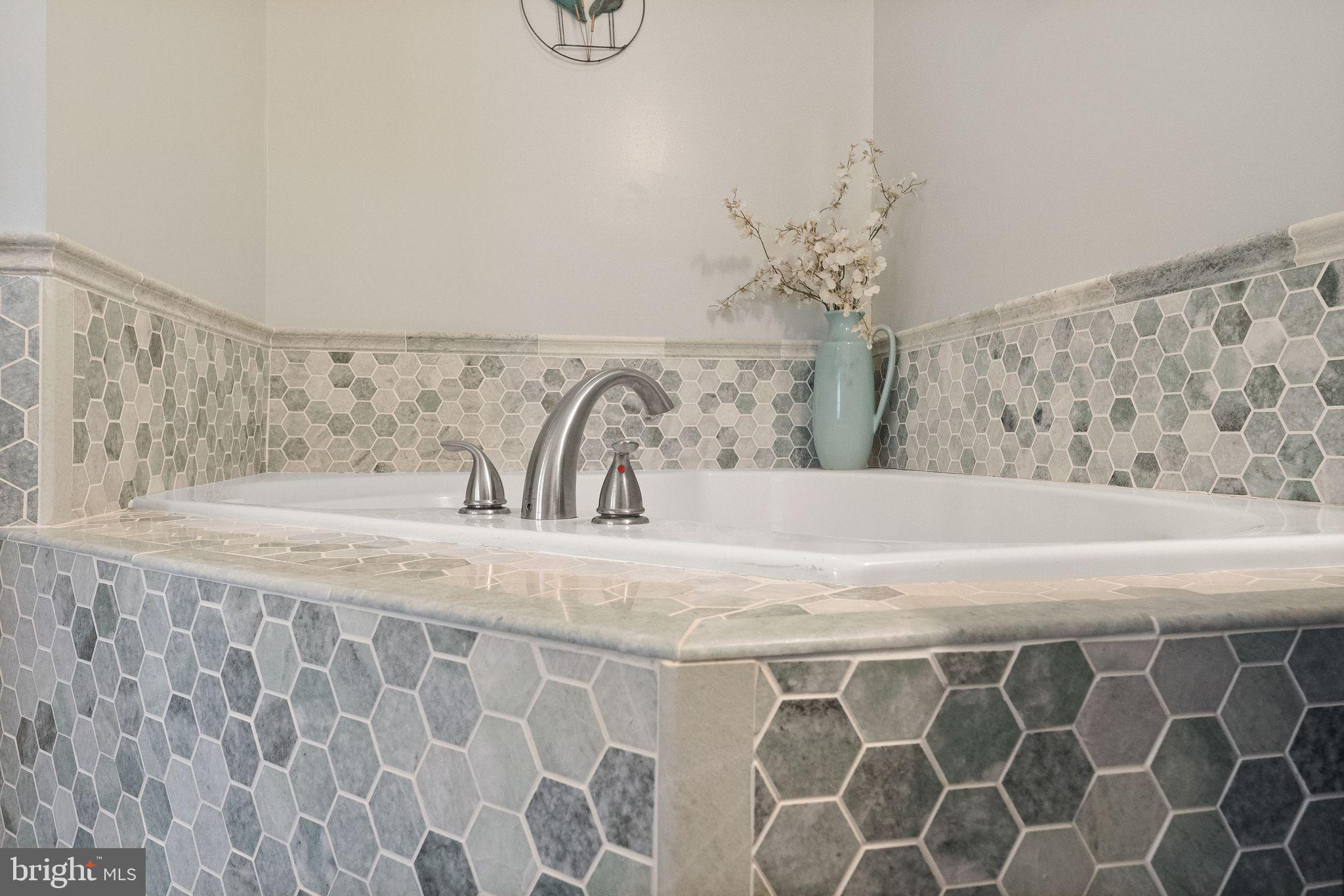 COMPTON VILLAGE - Residential