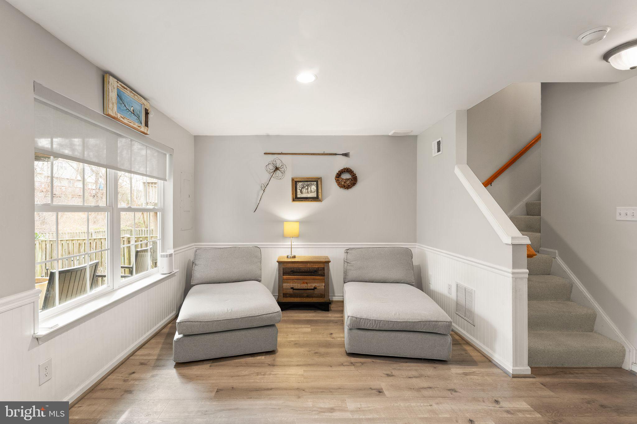 COMPTON VILLAGE - Residential