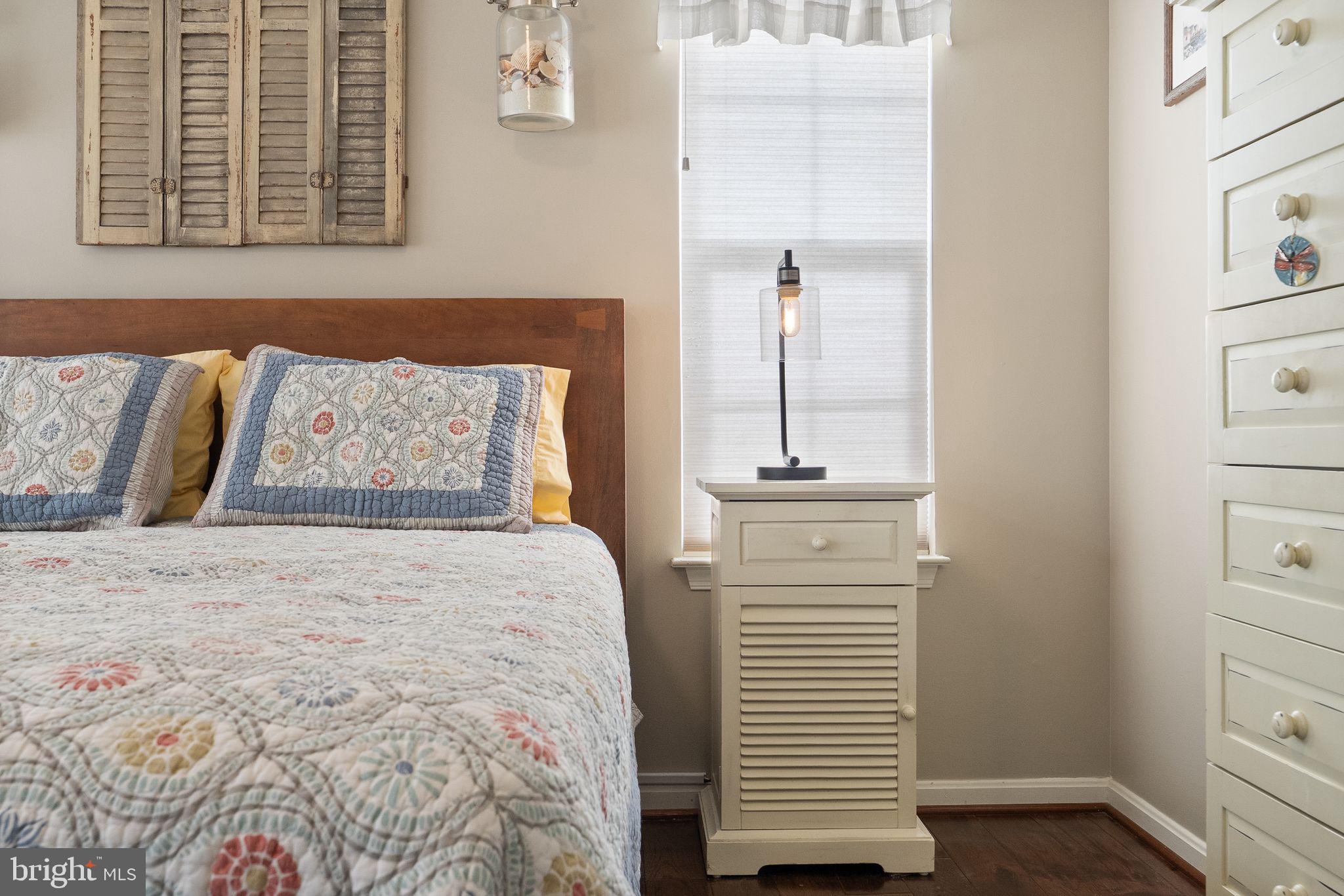 COMPTON VILLAGE - Residential